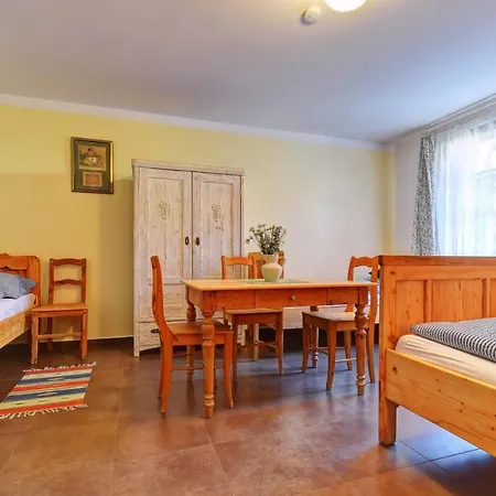 Maison d'hôtes Na Letnim Byte Kouřim