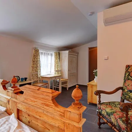 Na Letnim Byte Guest house